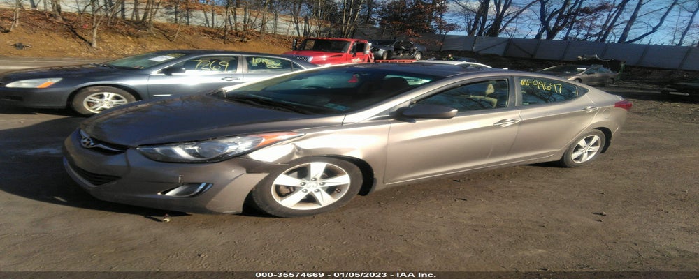 5NPDH4AE0DH318382 2013 HYUNDAI ELANTRA photo no. 2