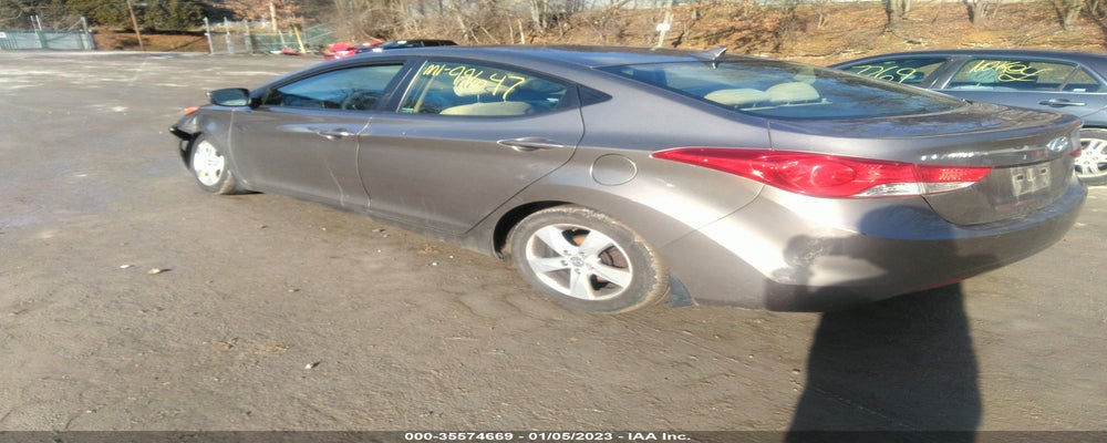 5NPDH4AE0DH318382 2013 HYUNDAI ELANTRA photo no. 3