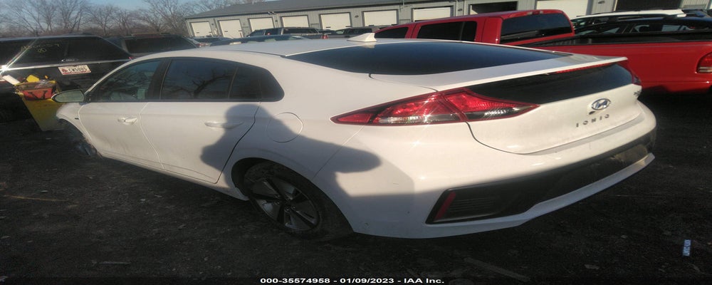 KMHC65LC1LU185926 2020 HYUNDAI IONIQ HYBRID photo no. 3