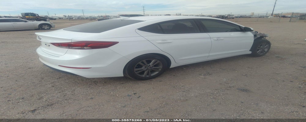 5NPD84LF3HH160695 2017 HYUNDAI ELANTRA photo no. 4