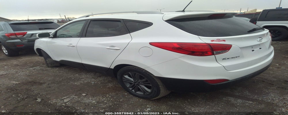 KM8JU3AG5FU084870 2015 HYUNDAI TUCSON photo no. 3