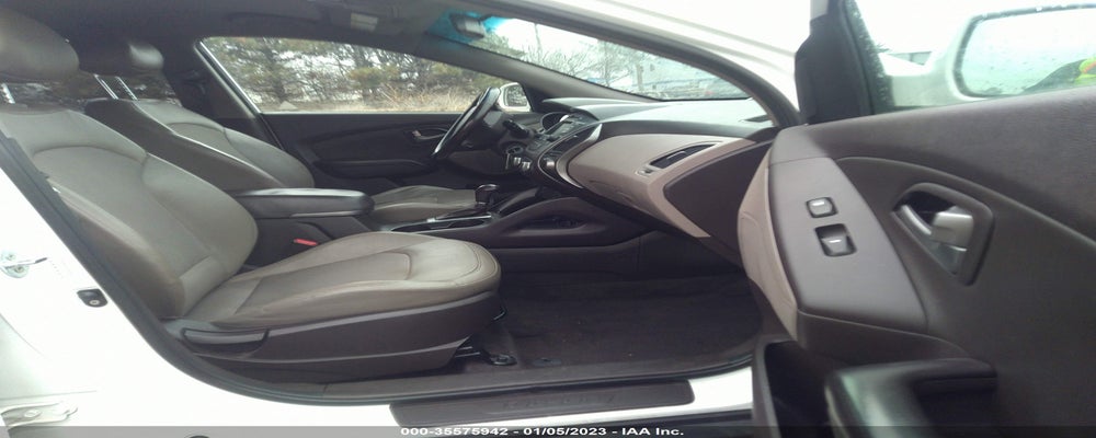 KM8JU3AG5FU084870 2015 HYUNDAI TUCSON photo no. 5