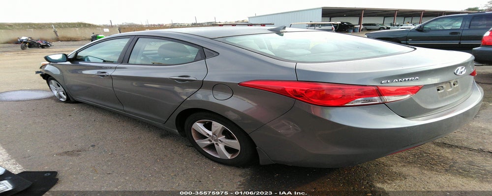 5NPDH4AE2DH415390 2013 HYUNDAI ELANTRA photo no. 3