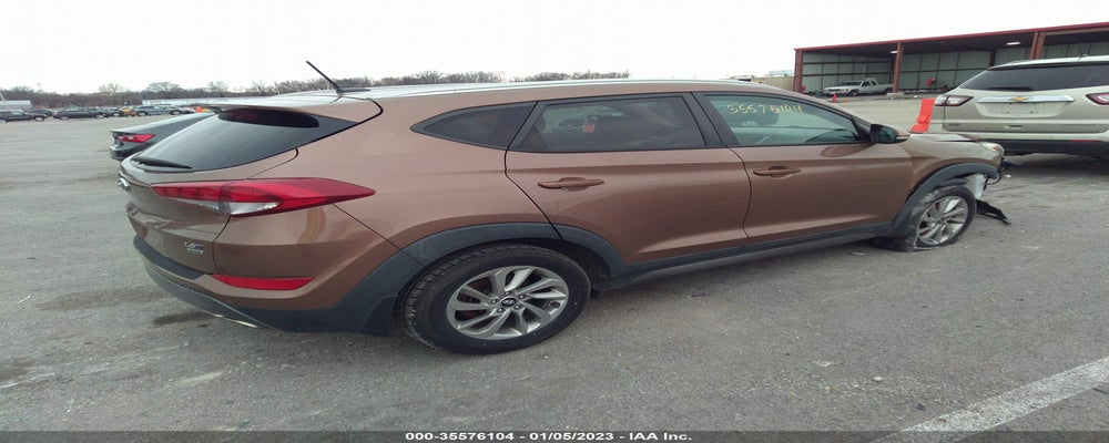 KM8J3CA23GU200477 2016 HYUNDAI TUCSON photo no. 4