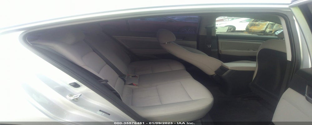 5NPD84LF0JH299561 2018 HYUNDAI ELANTRA photo no. 8