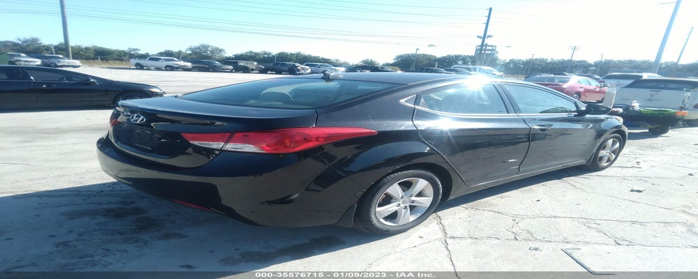 5NPDH4AE4DH200786 2013 HYUNDAI ELANTRA photo no. 4