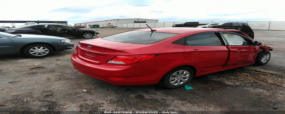 KMHCT4AEXGU018882 2016 HYUNDAI ACCENT photo no. 4