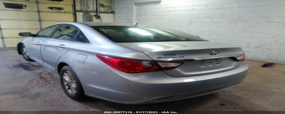 5NPEB4AC9BH240220 2011 HYUNDAI SONATA photo no. 3