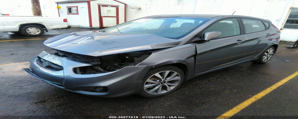 KMHCU5AE4FU211384 2015 HYUNDAI ACCENT photo no. 2