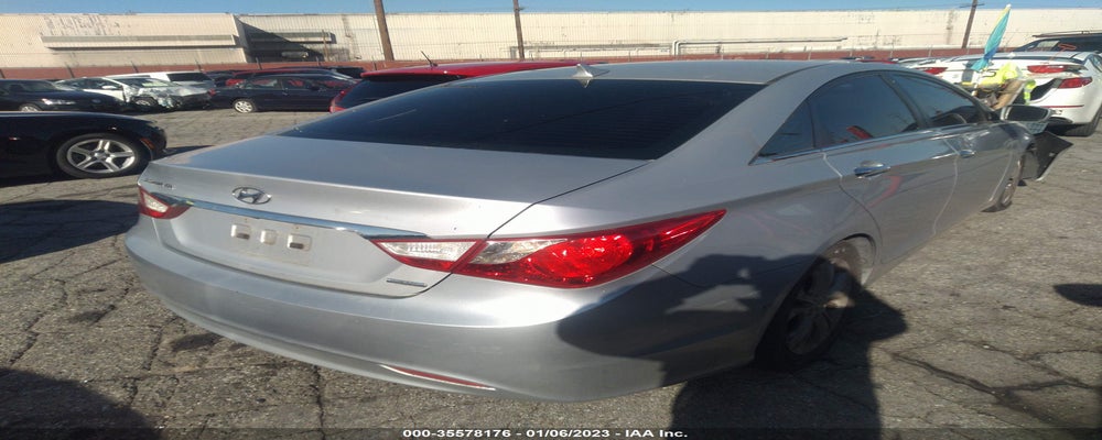 5NPEC4AC6BH061064 2011 HYUNDAI SONATA photo no. 4