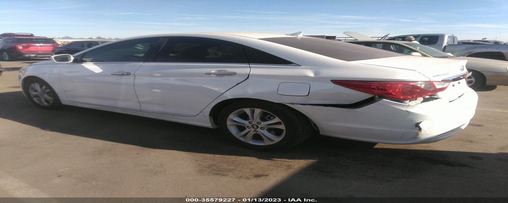 5NPEC4AC5BH227168 2011 HYUNDAI SONATA photo no. 6