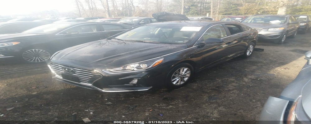 5NPE24AF8JH677151 2018 HYUNDAI SONATA photo no. 2