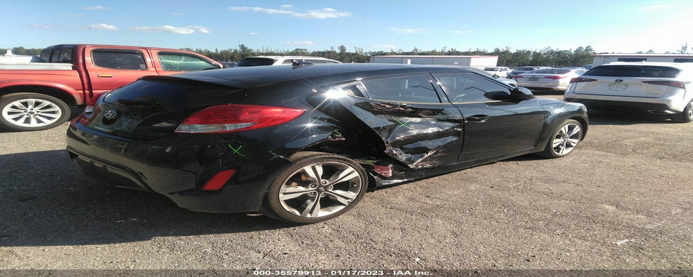 KMHTC6ADXHU324548 2017 HYUNDAI VELOSTER photo no. 4
