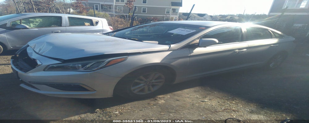 5NPE24AF2FH196805 2015 HYUNDAI SONATA photo no. 2