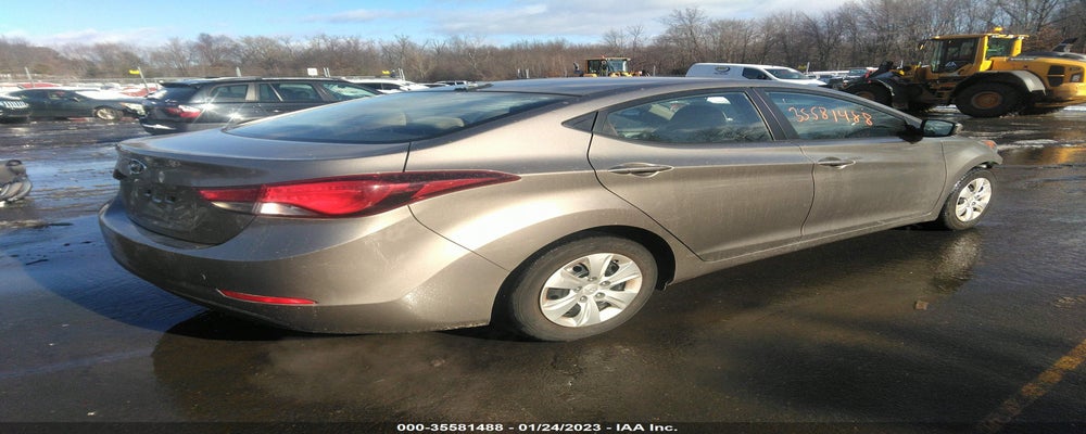 5NPDH4AE0GH786858 2016 HYUNDAI ELANTRA photo no. 4