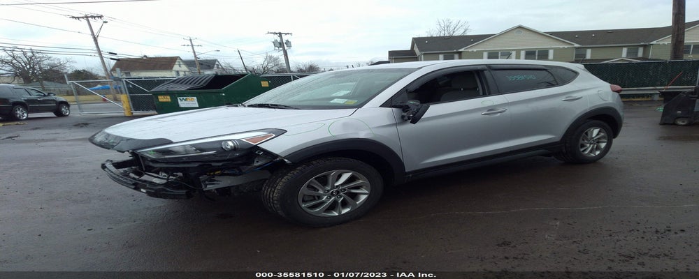 KM8J2CA41JU789895 2018 HYUNDAI TUCSON photo no. 2