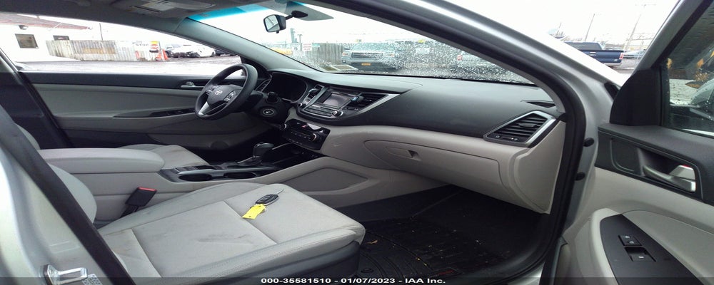 KM8J2CA41JU789895 2018 HYUNDAI TUCSON photo no. 5