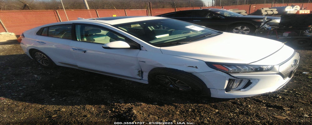 KMHC85LJ1LU074205 2020 HYUNDAI IONIQ ELECTRIC photo no. 9