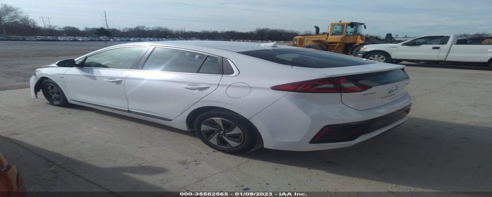KMHC75LC6HU024749 2017 HYUNDAI IONIQ HYBRID photo no. 3