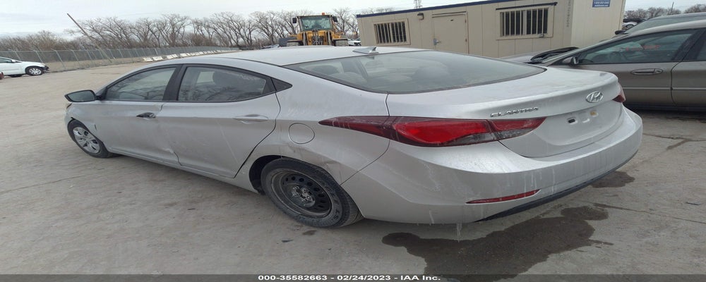 5NPDH4AE5GH680566 2016 HYUNDAI ELANTRA photo no. 3