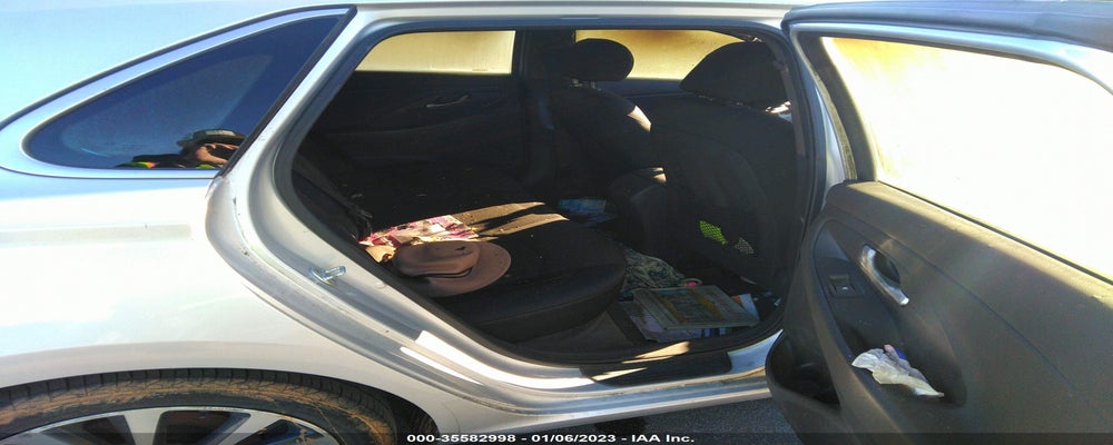 KMHH35LE5JU018353 2018 HYUNDAI ELANTRA GT photo no. 8