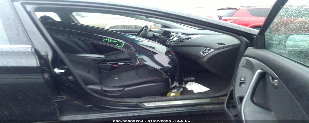 5NPDH4AE3FH589553 2015 HYUNDAI ELANTRA photo no. 5