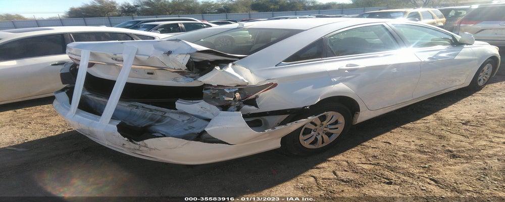 5NPEB4ACXCH350808 2012 HYUNDAI SONATA photo no. 4