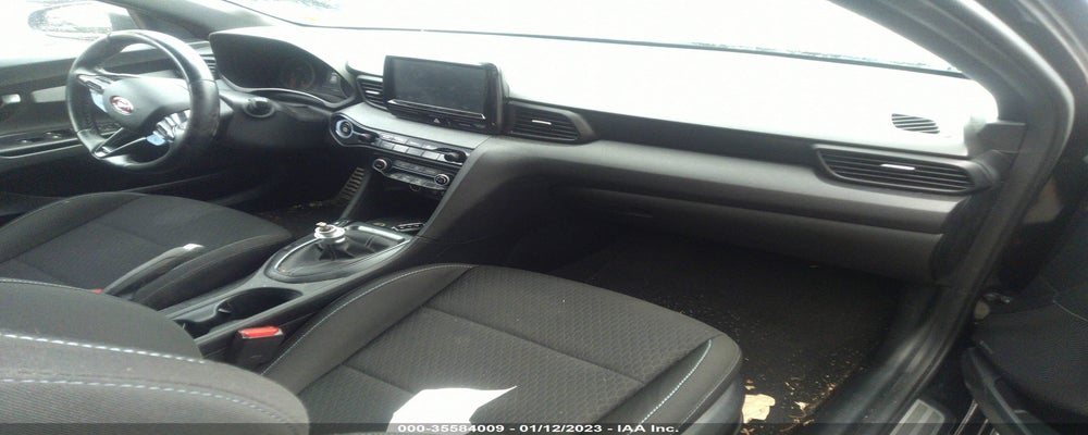 KMHT36AH5KU001096 2019 HYUNDAI VELOSTER photo no. 5