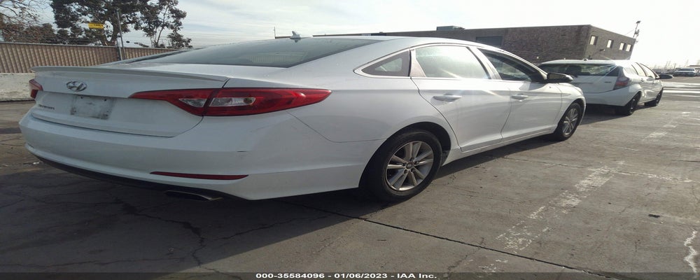 5NPE24AF2FH072954 2015 HYUNDAI SONATA photo no. 4