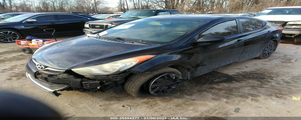 5NPDH4AE8DH154928 2013 HYUNDAI ELANTRA photo no. 2