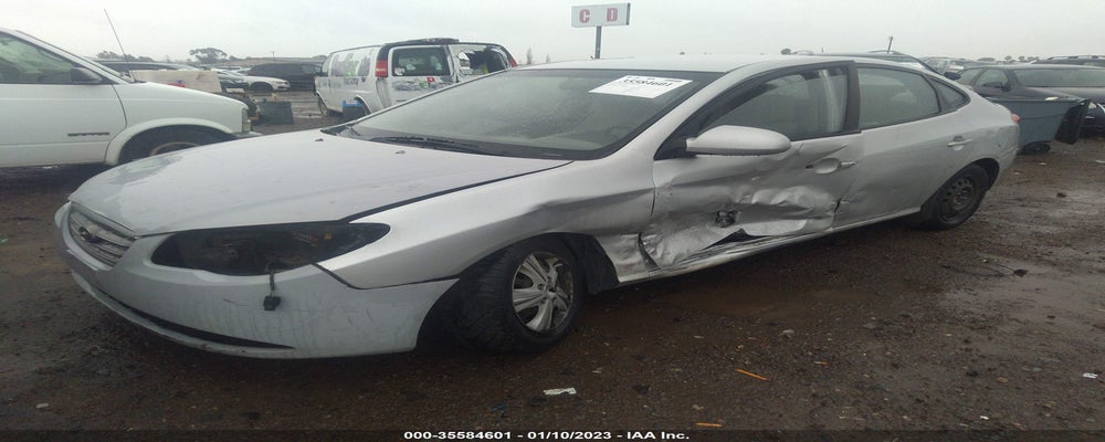 KMHDU4AD6AU185823 2010 HYUNDAI ELANTRA photo no. 2