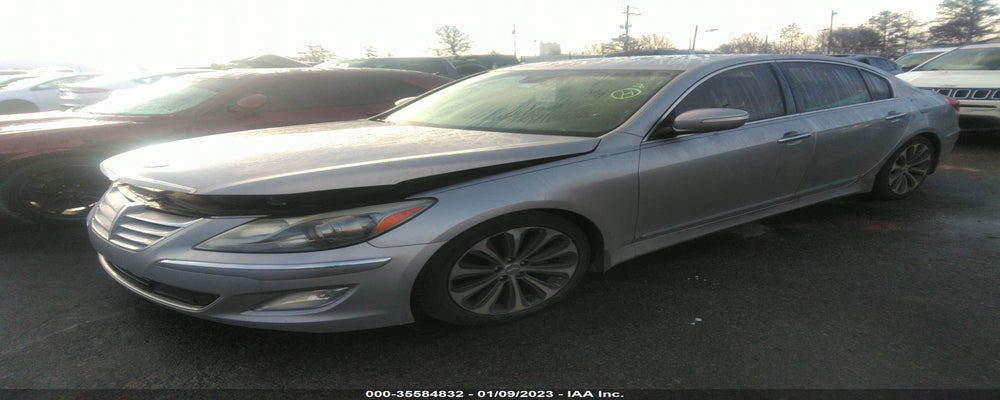 KMHGC4DH4DU225545 2013 HYUNDAI GENESIS photo no. 2