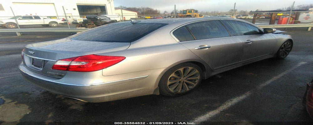 KMHGC4DH4DU225545 2013 HYUNDAI GENESIS photo no. 4