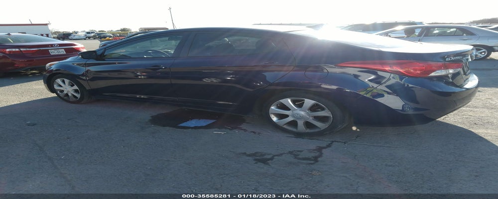 5NPDH4AE2DH329772 2013 HYUNDAI ELANTRA photo no. 3