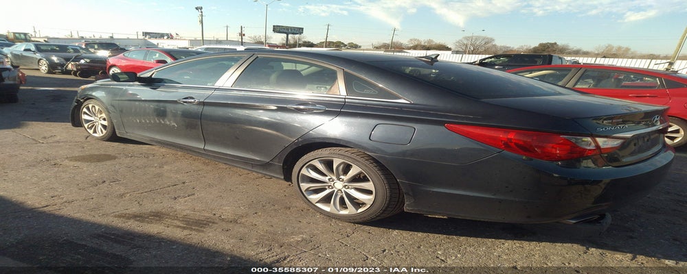 5NPEC4AC9BH055081 2011 HYUNDAI SONATA photo no. 3