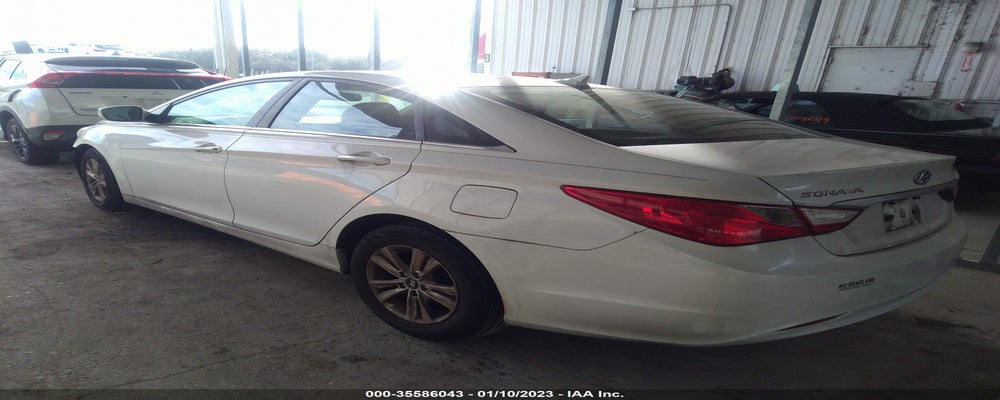 5NPEB4ACXBH304720 2011 HYUNDAI SONATA photo no. 3