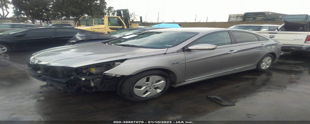 KMHEC4A4XCA021213 2012 HYUNDAI SONATA photo no. 2