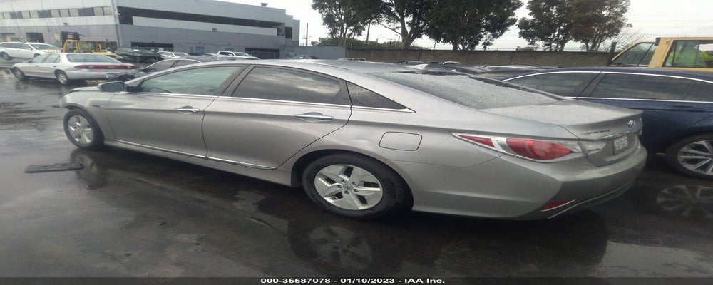 KMHEC4A4XCA021213 2012 HYUNDAI SONATA photo no. 3