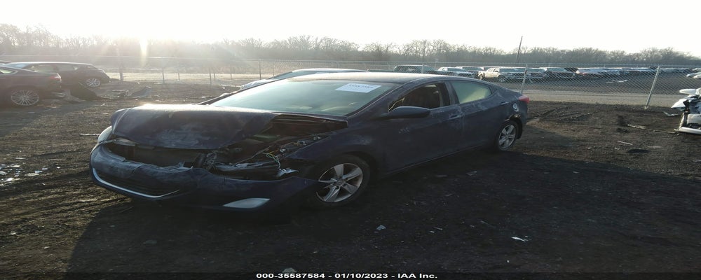 5NPDH4AE5DH289901 2013 HYUNDAI ELANTRA photo no. 2