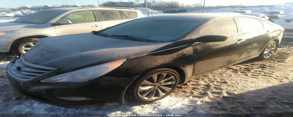 5NPEC4AC3BH123889 2011 HYUNDAI SONATA photo no. 2