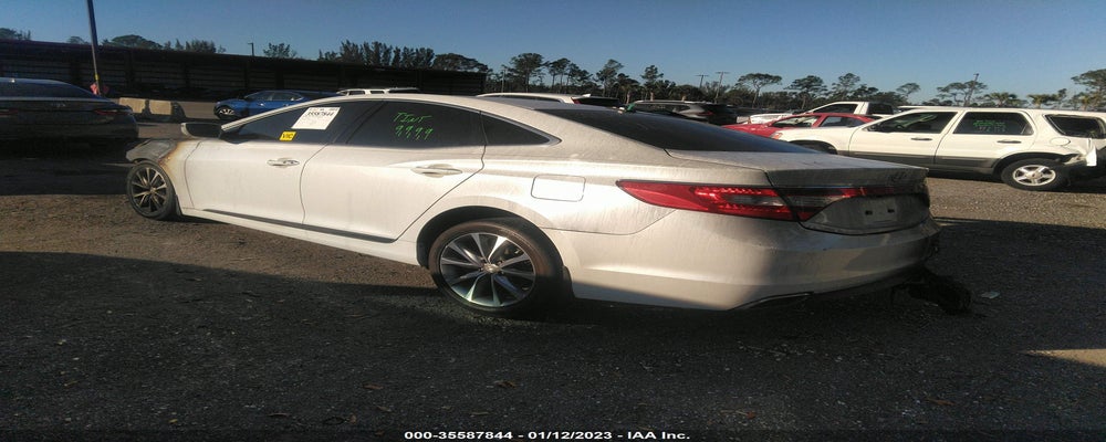 KMHFG4JG7GA569548 2016 HYUNDAI AZERA photo no. 3