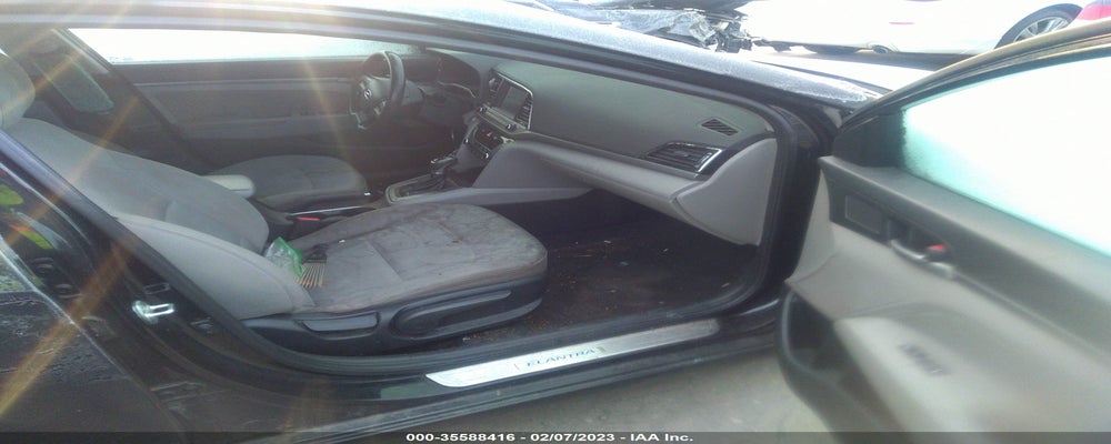 5NPD84LF5JH247052 2018 HYUNDAI ELANTRA photo no. 5
