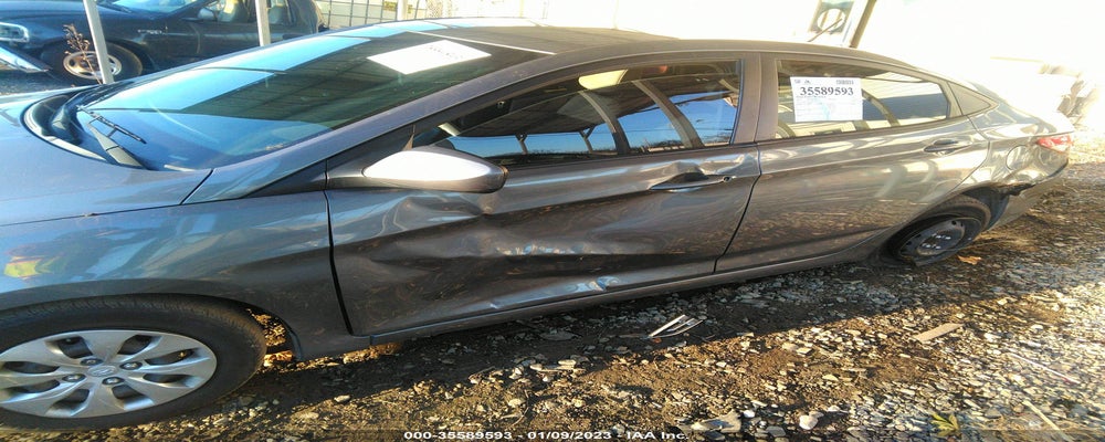 KMHCT4AE8GU139877 2016 HYUNDAI ACCENT photo no. 6