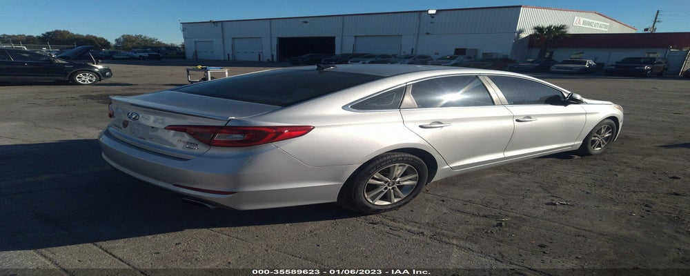 5NPE24AA9FH127534 2015 HYUNDAI SONATA photo no. 4