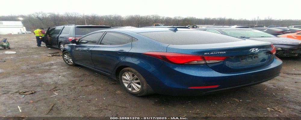 KMHDH4AE4GU633594 2016 HYUNDAI ELANTRA photo no. 3