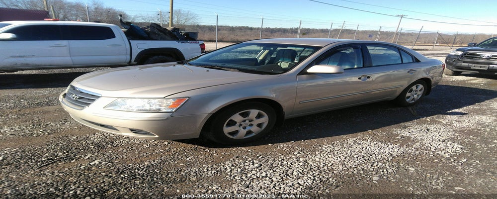 5NPET4ACXAH619688 2010 HYUNDAI SONATA photo no. 2