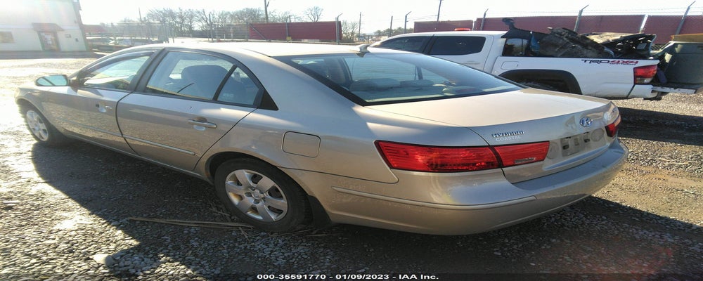 5NPET4ACXAH619688 2010 HYUNDAI SONATA photo no. 3