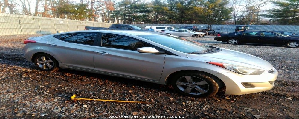 5NPDH4AE4DH260213 2013 HYUNDAI ELANTRA photo no. 1