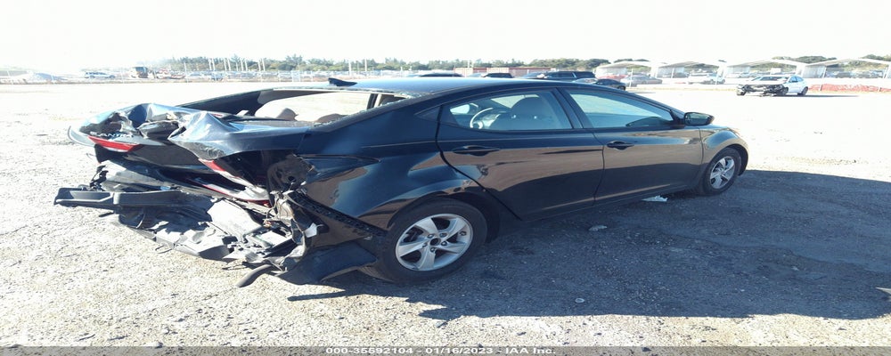 5NPDH4AE3FH638718 2015 HYUNDAI ELANTRA photo no. 4