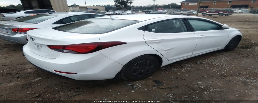 5NPDH4AE3GH682073 2016 HYUNDAI ELANTRA photo no. 4